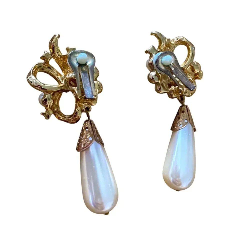 Gorgeous Vintage French designer Clip-on Drop Earrings - 3
